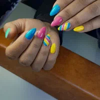 کاشت ناخن ۴۰۰ فقط ۷ روز