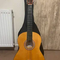 گیتار در حد نو