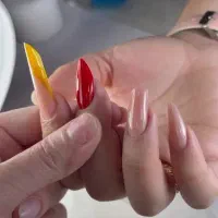 آموزش کاشت ناخن فقط ۵۹۹هزار