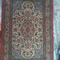 فرش دستباف زر نیم قم
