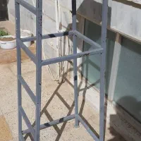 چهارپایه آهنی