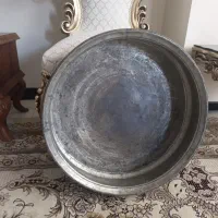 تشت مسی قدیمی بیش از پنجاه سال قدمت