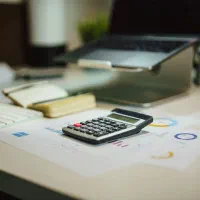 کارآموز حسابداری آقا و خانم