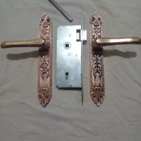 دستگیره در برنجی|کلکسیون اشیاء عتیقه|ری, تقی آباد|دیوار