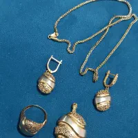 نیم ست . گوشواره