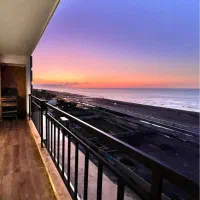 فروش آپارتمان زیر قیمت ۱۳۸ متری برج آرال ۱۰