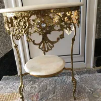 میز خاطره برنز