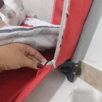 تخت و پارک سایز بزرگ تاشو خارجی|تخت و صندلی بچه|رباط‌کریم, مسکن مهر آبشناسان|دیوار