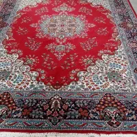 فرش 12 متری تمیز و سالم مناسب برای خانه و باغ