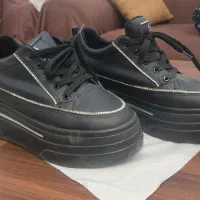 کفش اسپرت پاشنه مخفی