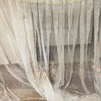 پرده حریر با طرح و حاشیه طلایی