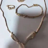 سرویس گردنبند|بدلیجات|رشت, منظریه|دیوار