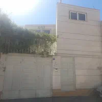 خانه ویلایی ۲ طبقه مجزا در چهارراه اوحدی