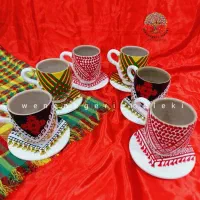 لیوان وزیرلیوانی و دیوارکوب سفالی