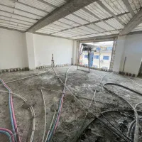 کارگر ساده ساختمانی فوم بتن