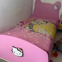 تخت دخترانه