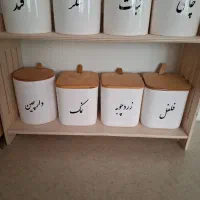 جا ادویه ای همراه با استند