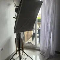 نور و پروژکتور عکاسی
