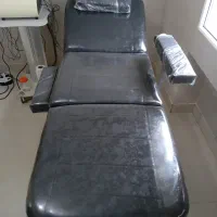 تخت آرایشی و صندلی انتظار