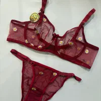 لباس زیرزنانه