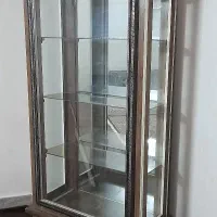 ویترین چوبی