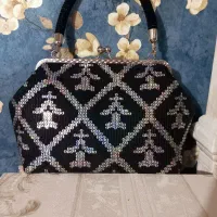 کیف دهانه فلزی