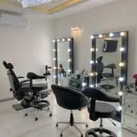 همکاری در لاین های زیبایی(ناخن،پدیکور،مژه،کوتاهی