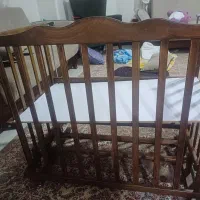 تخت نوزاد|تخت و صندلی بچه|تهران, سبلان (لشگر)|دیوار