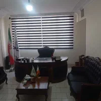 منشی دفتر وکالت