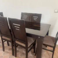 میز غذاخوری