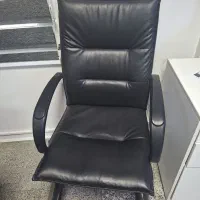 صندلی چرخدار اداری