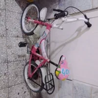 دوچرخه|دوچرخه، اسکیت، اسکوتر|قدس, شهر‌قدس|دیوار