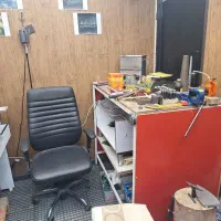 ویترین و میز آهنی|بوفه، ویترین، کنسول|شیراز, شاهچراغ|دیوار