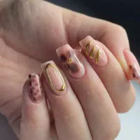 کاشت ناخن اموزش ناخن  ،ژلپولیش لمینت ،مانیکور