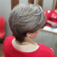 خدمات آرایشگری و آموزش هنرجو|خدمات آرایشگری و زیبایی|رشت, دروازه لاکان|دیوار