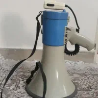 بلندگوی دستی