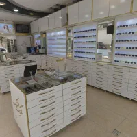 استخدام فروشنده خانم