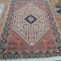 پشتی و فرش و رومیزی