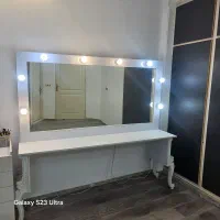 اینه چراغ دار مخصوص میکاپ