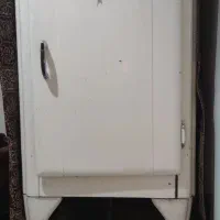 یخچال نفتی. 110ساله