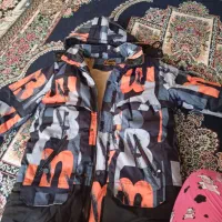 کاپشن نونو دوبار پوشیده شده