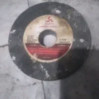 یک عدد صفحه به ضخامت ۵ سانت چاقو قیچی تیز کردن