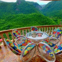 صندلی فلزی گلبرگ ضد زنگ مخصوص ویلا و باغ نوشهر|صندلی و نیمکت|نوشهر, |دیوار