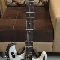 گیتار الکتریک فندر fender stratocaster