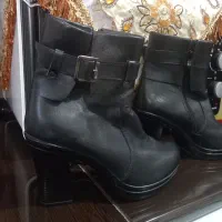 چکمه چرم سایز۴۰