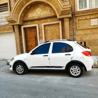 کوییک R سفید مشکی مدل اسفند 1402 تک برگ سند
