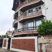 اپارتمان ۱۱۰متری با سند و پارکینگ طبقه سوم