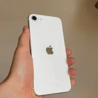 اپل iPhone SE 2020 درحد با حافظه ۲۵۶ گیگ