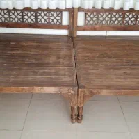 میز  در حد نو خودم دادم ساختنش