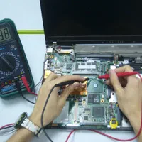 درآمد ۳۰ میلیونی با تعمیرات لپ تاپ